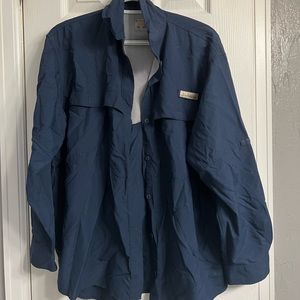 Ladies Columbia PFG Fishing Shirt